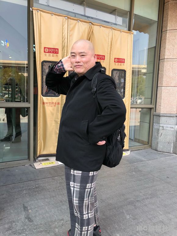 百度胖老师吧上海市公 安局轨道交通分局石宇玉老师求救  抖音快手百度贴吧百科图片视频知道搜索上海胖老师 ...