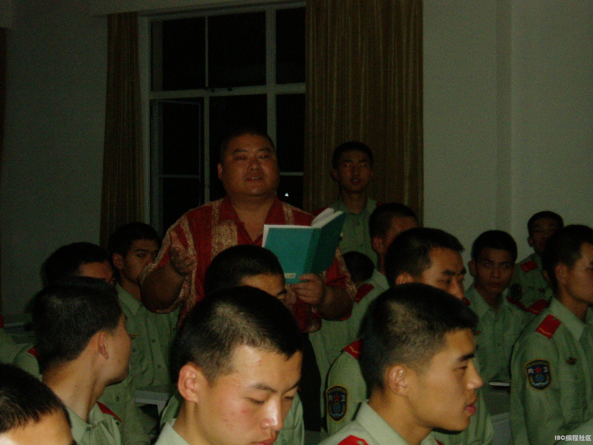 百度胖老师吧上海市公 安局轨道交通分局石宇玉老师求救  抖音快手百度贴吧百科图片视频知道搜索上海胖老师 ...